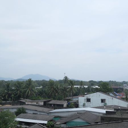 Good Morning Hotel Takuapa Exterior photo